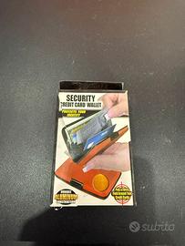 Portafoglio in alluminio per carte di credito