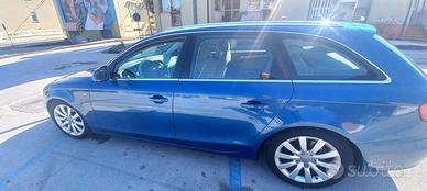 Audi a4 avant sport line