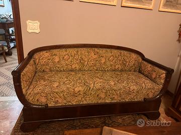 Divano Luigi Filippo. Condizioni perfette