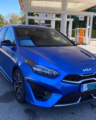 KIA Ceed 1.6 CRDi MHEV DCT7 GT-Line (in Garanzia)