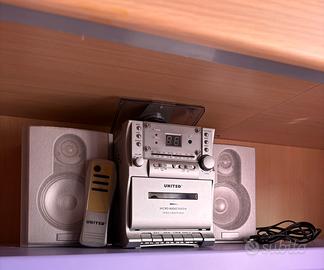 Stereo Radio CD Cassette United