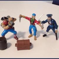 3 PIRATI con forziere e barile - Action Figure