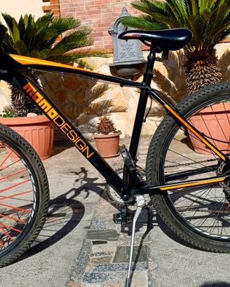 bicicletta Momo design 