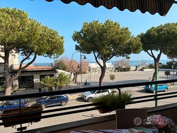 Bilocale fronte mare