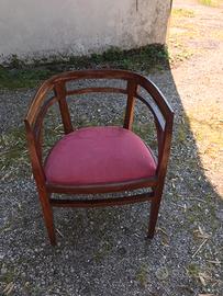 Sedia a pozzetto antica