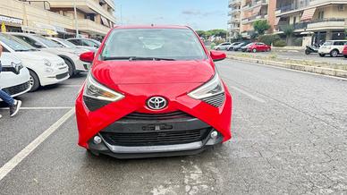 Toyota Aygo 1.0 VVT-i 72 CV 5 porte x-play TEEM LE