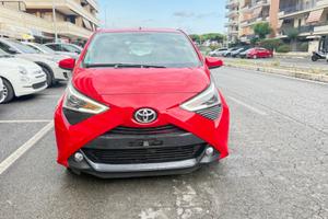 Toyota Aygo 1.0 VVT-i 72 CV 5 porte x-play TEEM LE