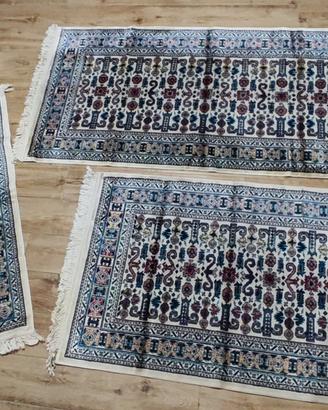 Tris tappeti persiani nuovi fabbricati in Belgio