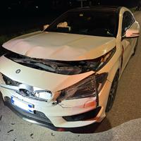 Mercedes cla incidentata