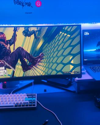 Monitor MSI 24 pollici  144hz curvo + freesync