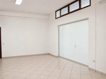 Commerciale di 140 mq - Zona Ospeda