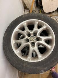 N. 4 Cerchi in lega con gomma estiva