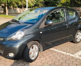 TOYOTA Aygo 1ª serie - 2011