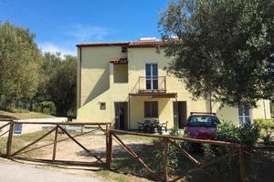 Casa tra gl ulivi vicino spiaggia palinuro