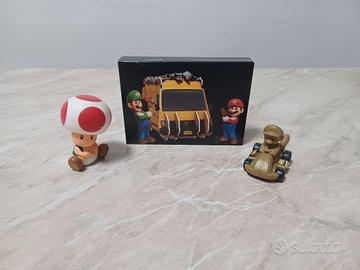 VARI OGGETTI SUPER MARIO 