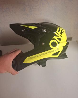 casco oneal per bicicletta 