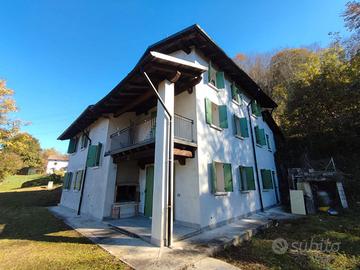 Borgovalbelluna casa singola con terreno e bosco