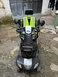 Scooter elettrico per disabili