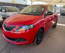 LANCIA Ypsilon 1.0 FireFly Hybrid Ecochic Silver