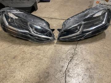 COPPIA FARI GOLF 7 ANTERIORI LED NUOVI NON ORIGINA