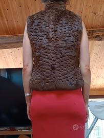 pelliccia smanicata sintetica 