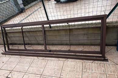cancello porta ingresso 