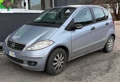 Mercedes-benz A 150 Coupé Avantgarde SI NEOPATENTA