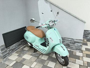 Vespa 300 gts hpe