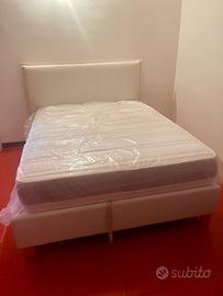 Letto contenitore materasso e comodino