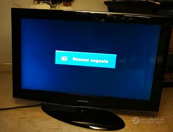Monitor tv Samsung grande 30 pollici - Audio/Video In vendita a Torino