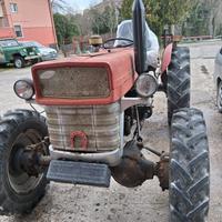 Trattore Massey Ferguson