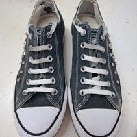 converse platform con borchie