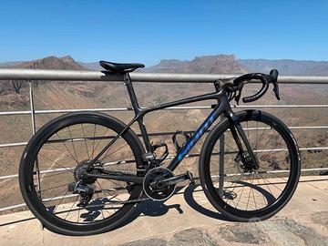Giant TCR Advanced Pro 52 Sram Force disk