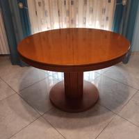 Tavolo tondo in legno