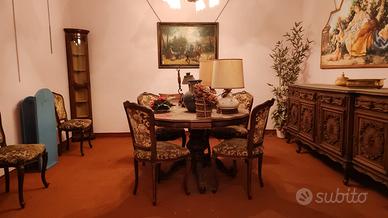 Sala da pranzo completa