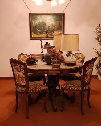 Sala da pranzo completa