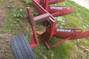 aratro trivomere Greco