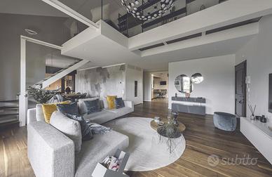 Elegante Attico Ristrutturato nel Cuore di Padova