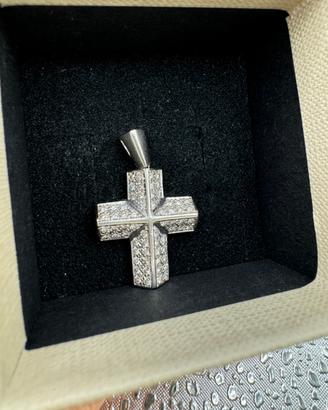 Ciondolo croce oro bianco 750 con brillanti