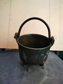 Pentolino in ottone da arredamento