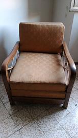 poltroncina vintage trasformabile in letto