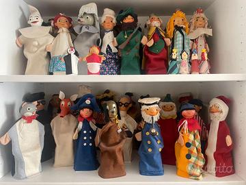 43 burattini vintage DDR – fiabe, clown e animali