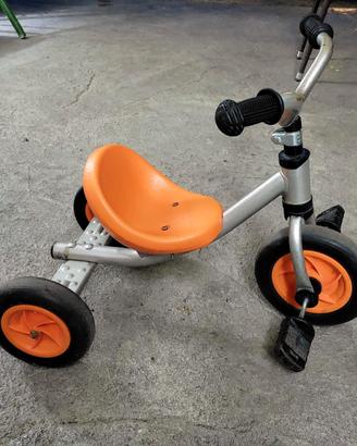 Triciclo per bambini