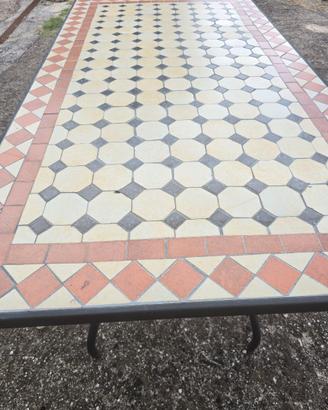 Tavolo mosaico