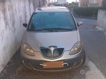 lancia musa 1. 9 diesel