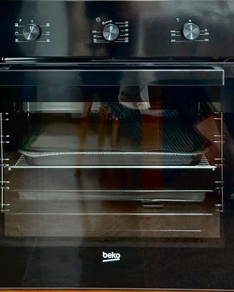 Forno ad incasso Beko