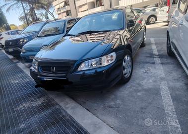 Honda accord Coupé 2.0 v tech 