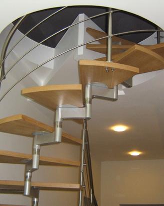 Scala fissa modulare per appartamenti o yacht