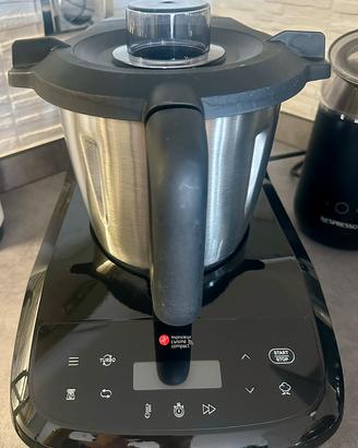 Robot da cucina Monsieur Cuisine