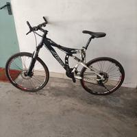 Mountain bike 